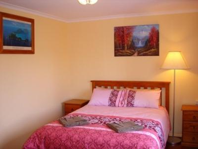Lake Front Motel Entrance Room photo