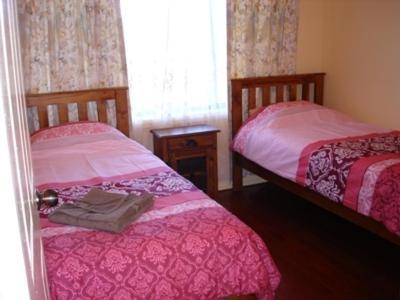 Lake Front Motel Entrance Room photo